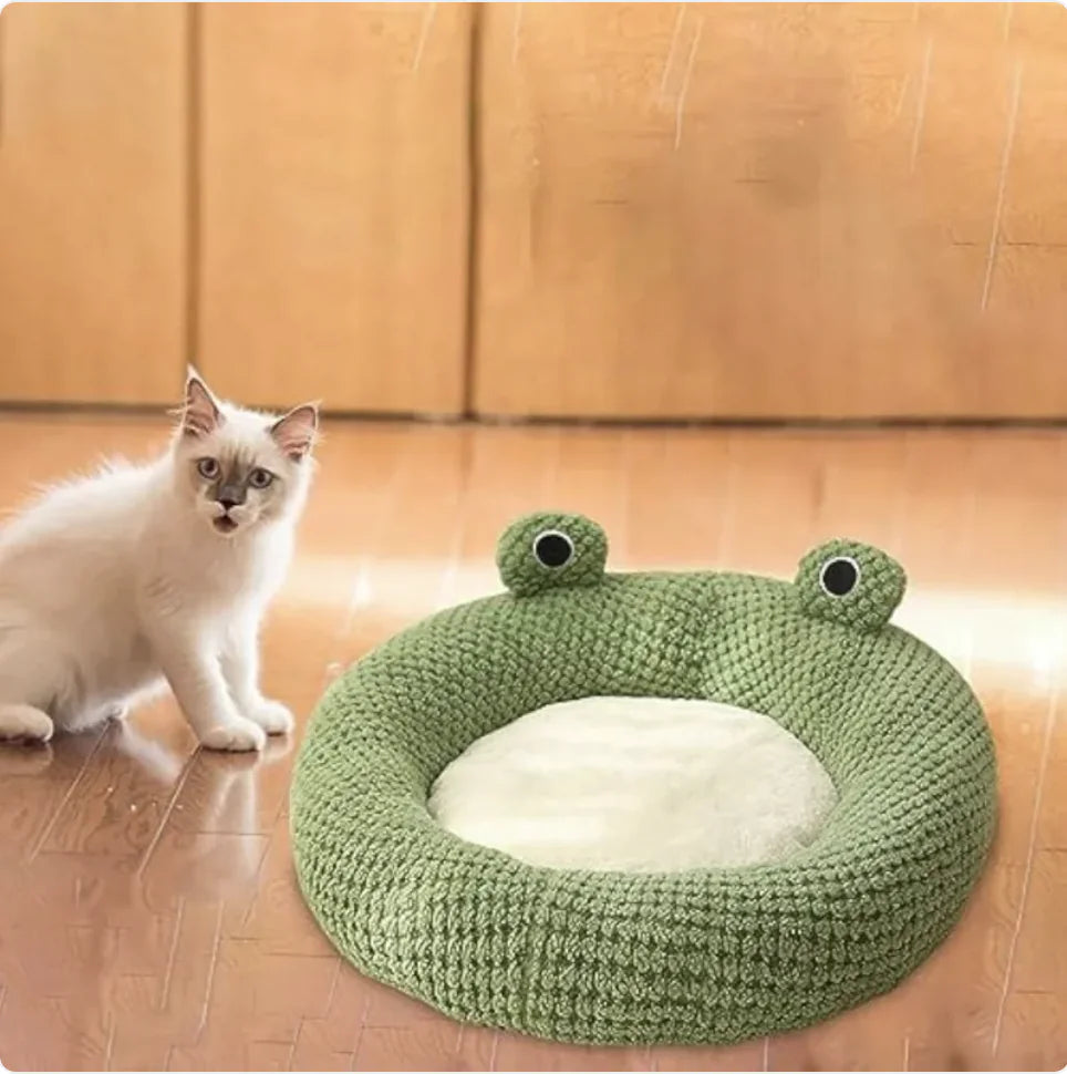 Froggy Plush Pet Nest